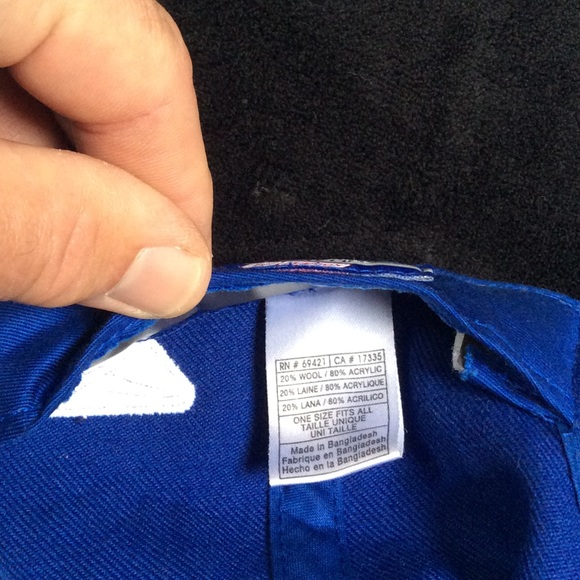 Authentic NFL team cap. - Picture 5 of 5